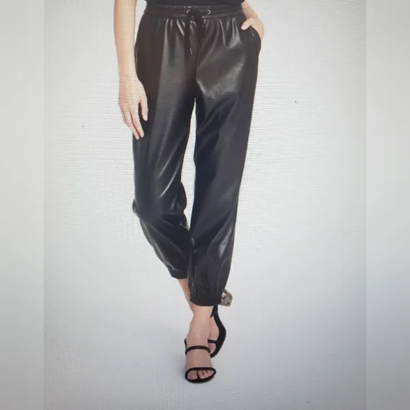 A New Day Vegan Black Leather Joggers Pants Size Medium Stretch Brand New - Picture 3 of 15